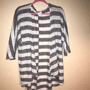 LuLaRoe Lindsay gray/white striped ribbed cardigan